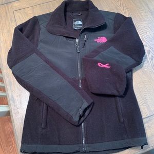 NorthFace Denali breast cancer edition